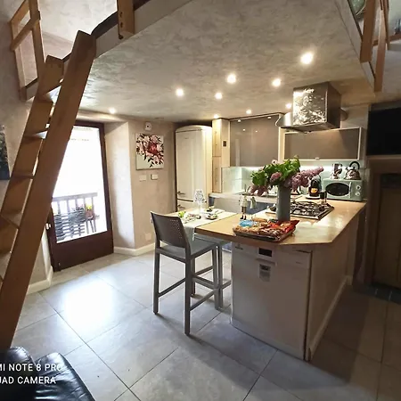 Private Eco Retreat For Two - Hot Tub - Design And View