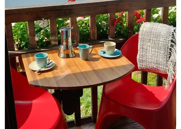 بيت للعطل Private Eco Retreat For Two - Hot Tub - Design And View