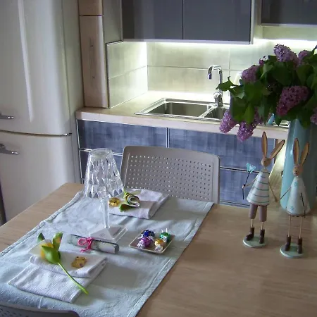 Private Eco Retreat For Two - Hot Tub - Design And View