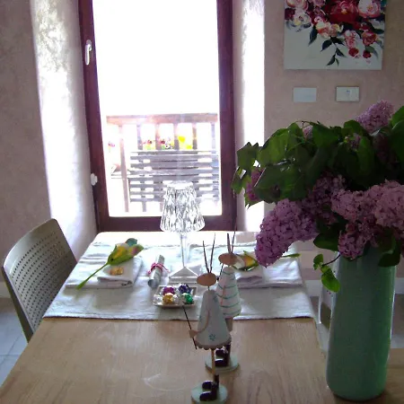 펜션 Private Eco Retreat For Two - Hot Tub - Design And View *