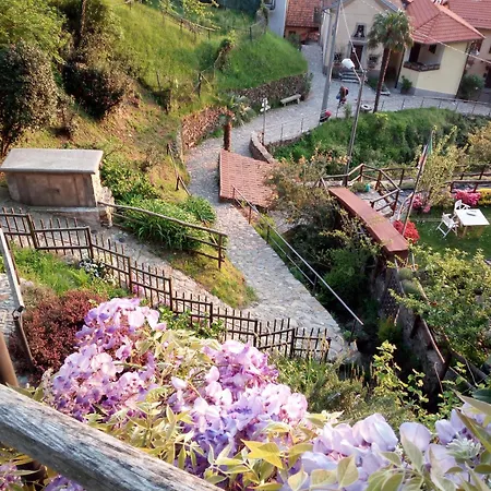 Feriehus Private Eco Retreat For Two - Hot Tub - Design And View Maccagno