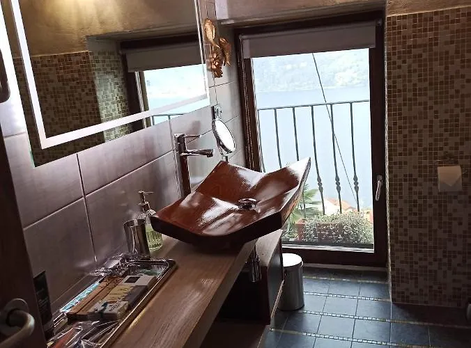 Private Eco Retreat For Two - Hot Tub - Design And View Maccagno