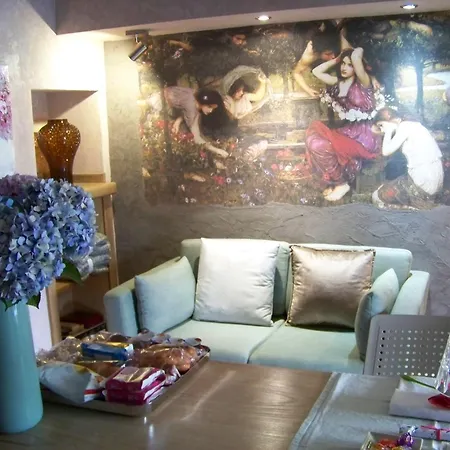 Private Eco Retreat For Two - Hot Tub - Design And View