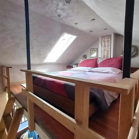 Private Eco Retreat For Two - Hot Tub - Design And View *