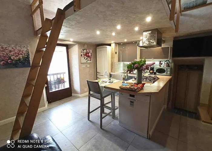 Private Eco Retreat For Two - Hot Tub - Design And View